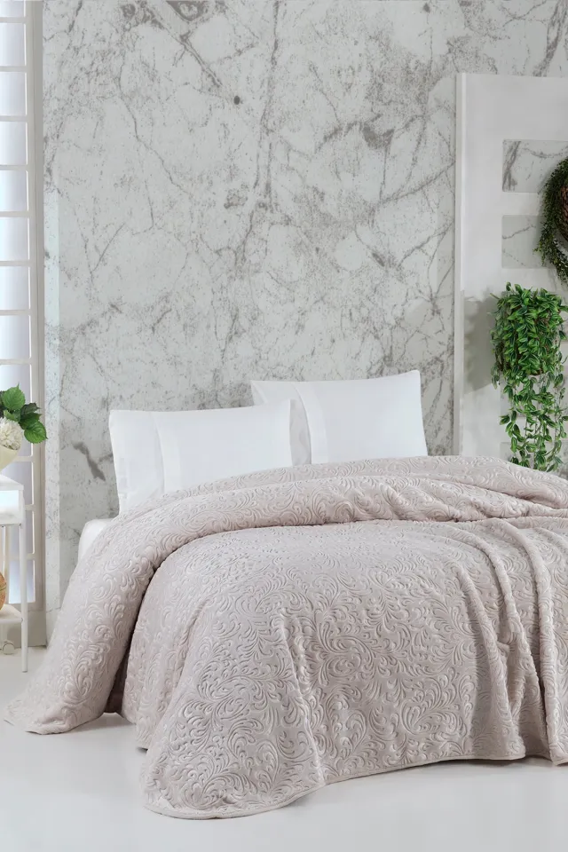 Elart Embossed Blanket Double (220x240cm) Ecru