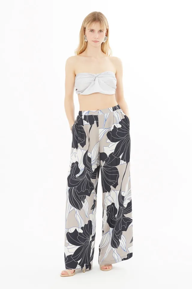 Patterned Relaxed-Fit Trousers