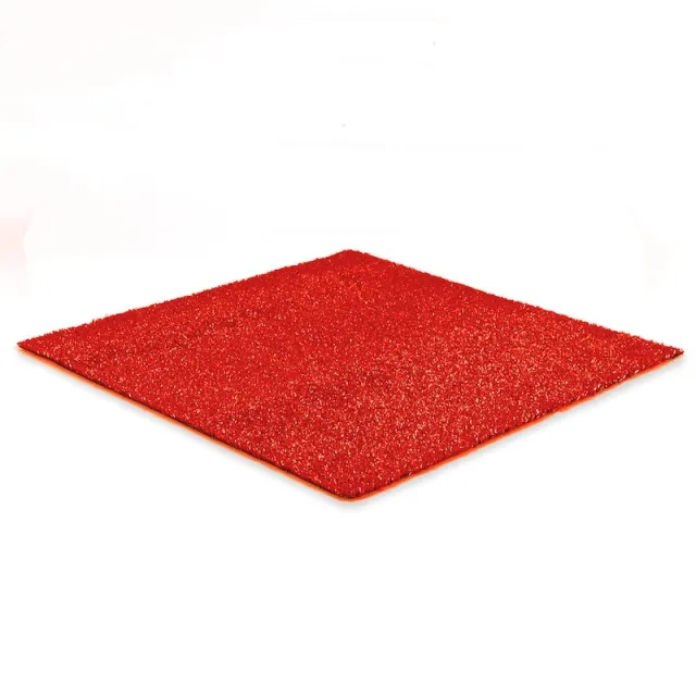 Wall-to-Wall Grass Carpet Bayrak