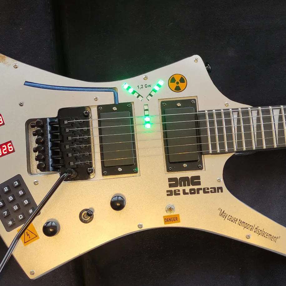 غيتار كهربائي Yabani Guitars Delorean