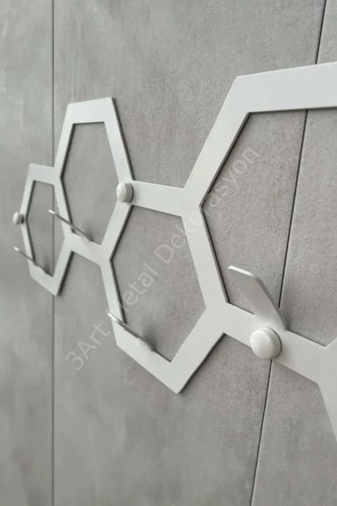 Honeycomb 7-Hook Wall-Mounted Hanger