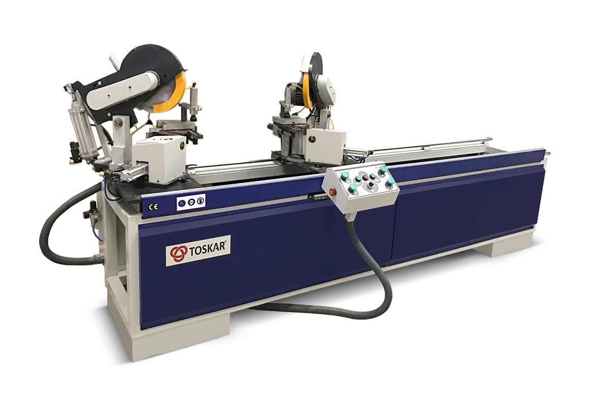 آلة قص وتخريم لإطارات الأبواب Toskar Woodmaster 300
