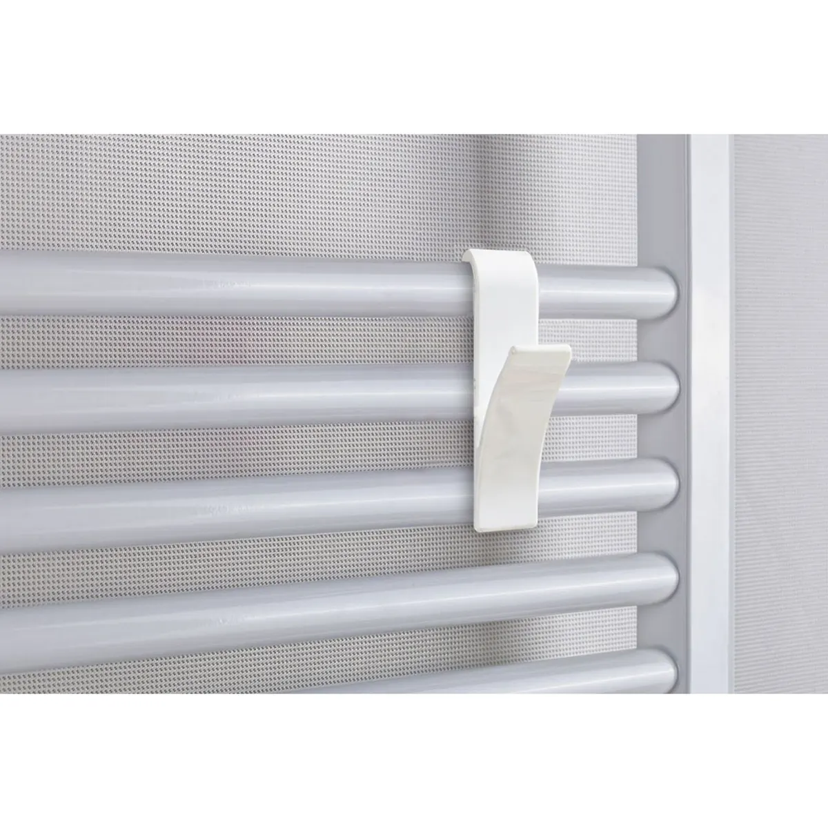 علاقة مناشف 4 قطع P.NOVA بيضاء