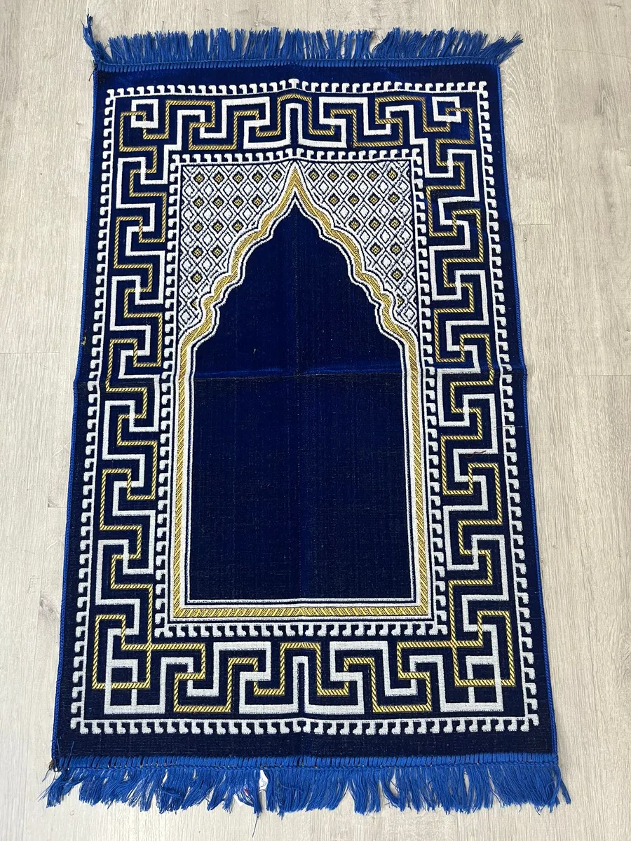 سجادة صلاة مخملية – موديل 32
