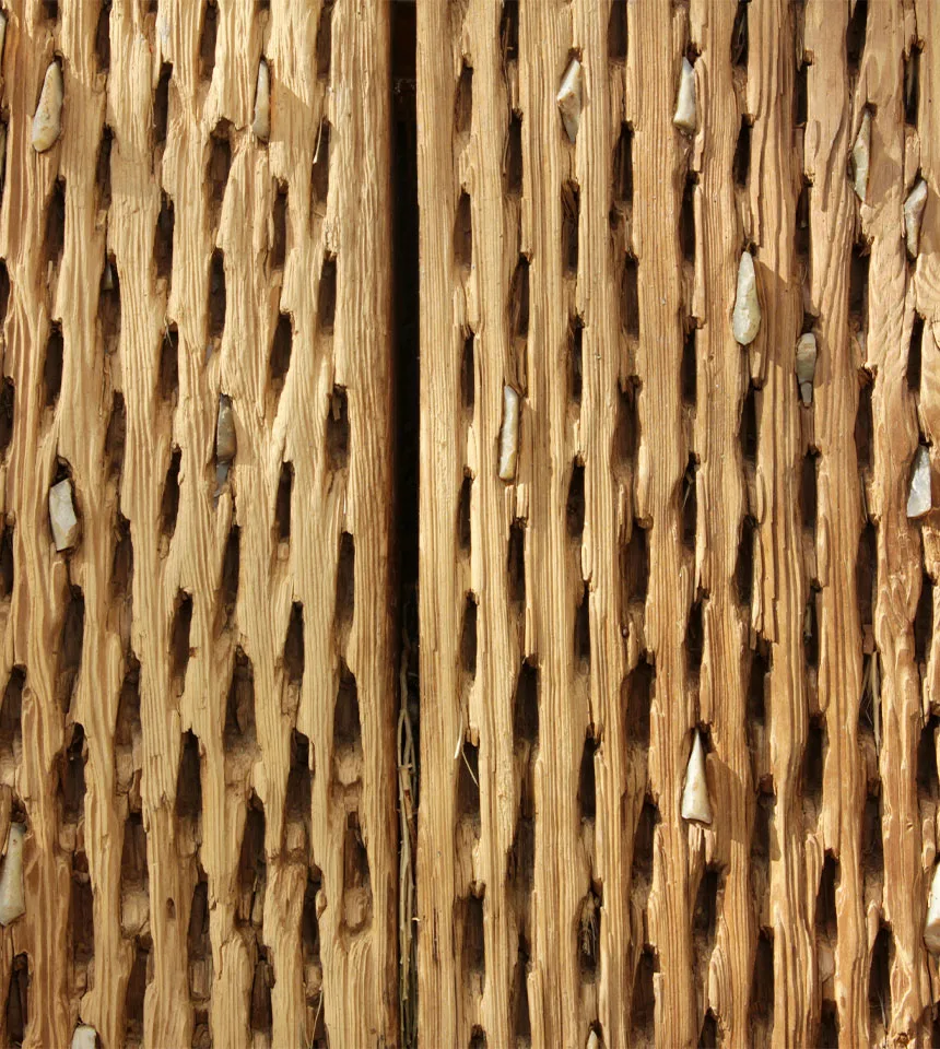Grooved wooden spacer strips