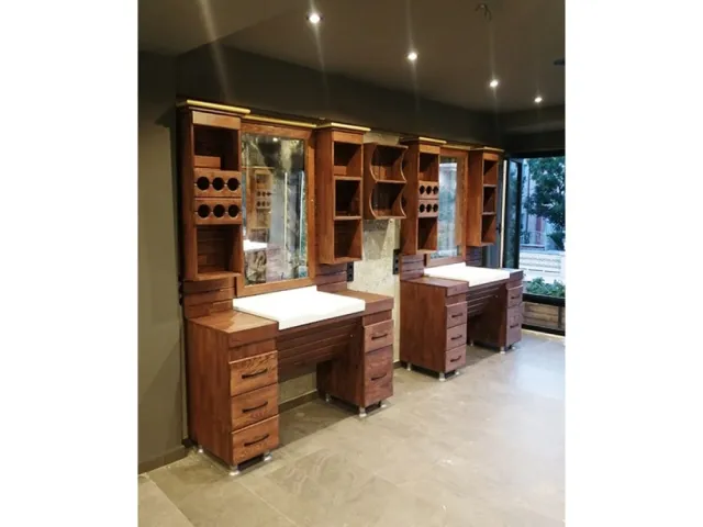 Barber Station 222