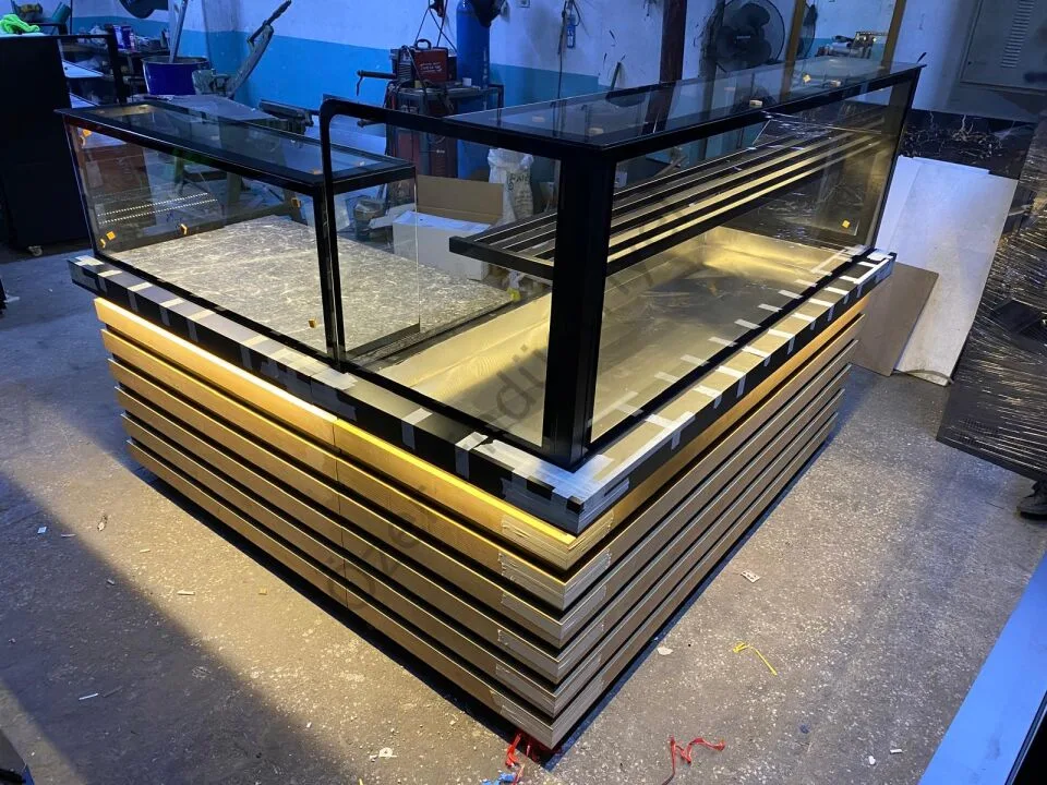 Pastry (Borek) Display Counter 200 cm, heated, with cashier counter
