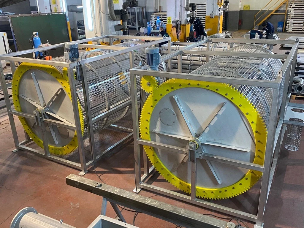 Internal Feed Drum Screen