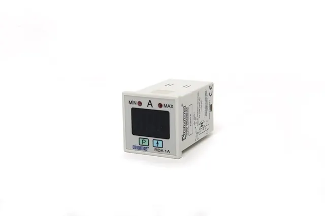 RD Series digital ammeter panelmeter 8 pins 230VAC 1CO 5A resistive