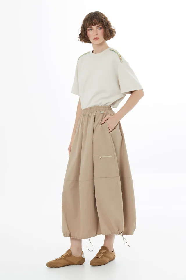 Beige Skirt with Balloon Fit & Pockets