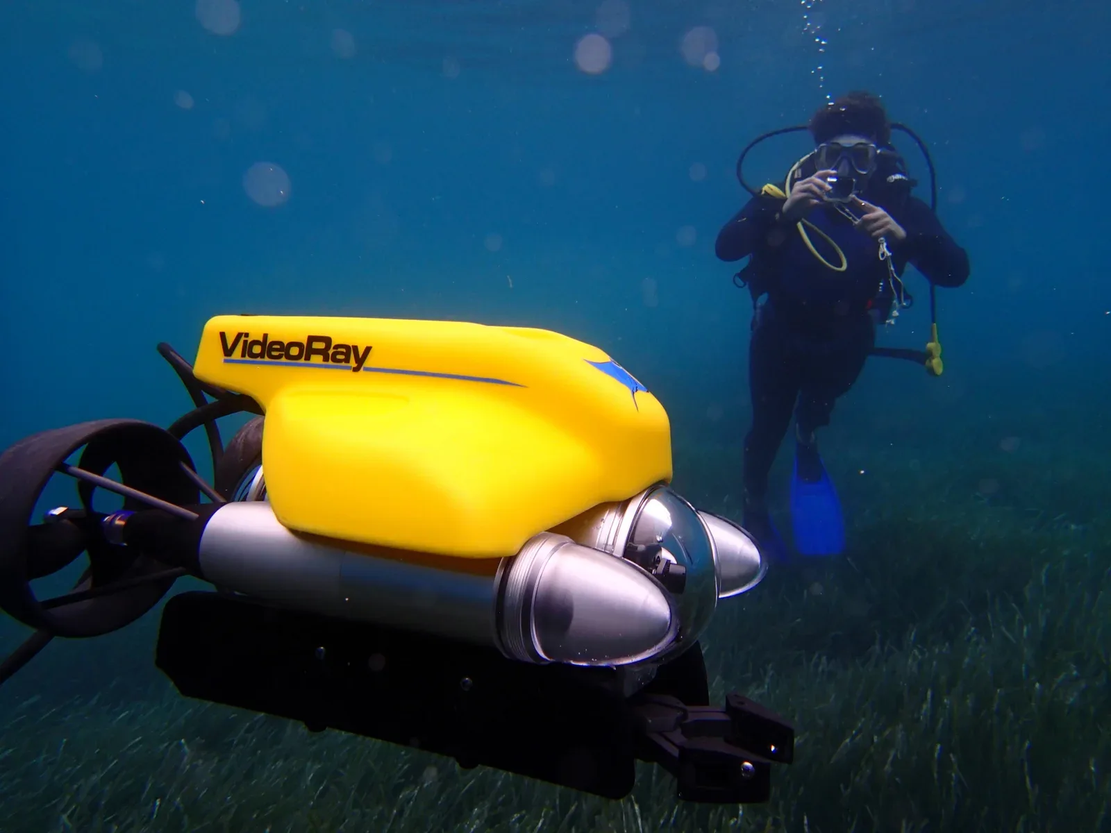 ROV underwater inspection robot