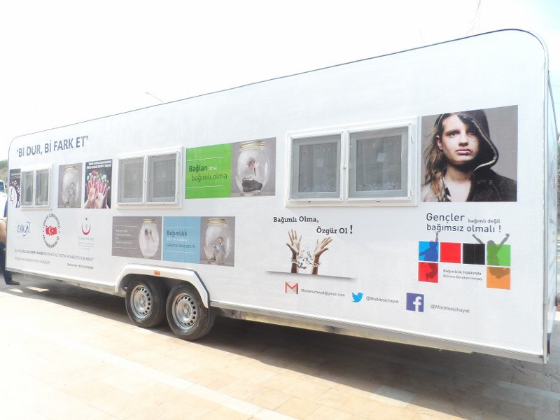 كارافان على شاحنة Iveco TIR