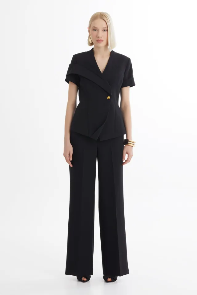 Short-Sleeve Jacket and Trousers Black Set