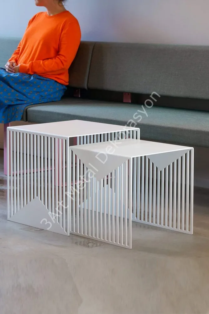 Decorative Metal Nesting Table