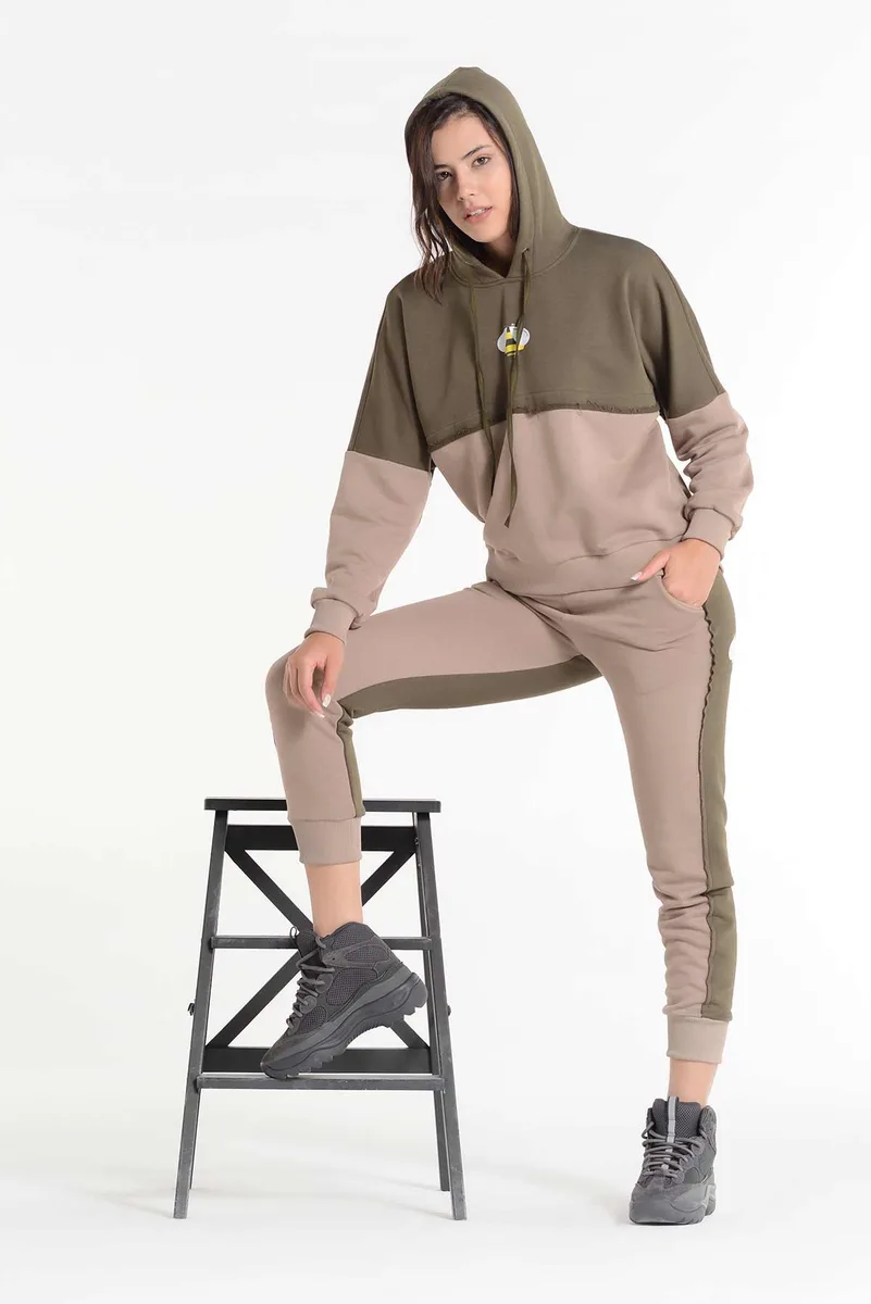 Avidita two-piece set model ST134