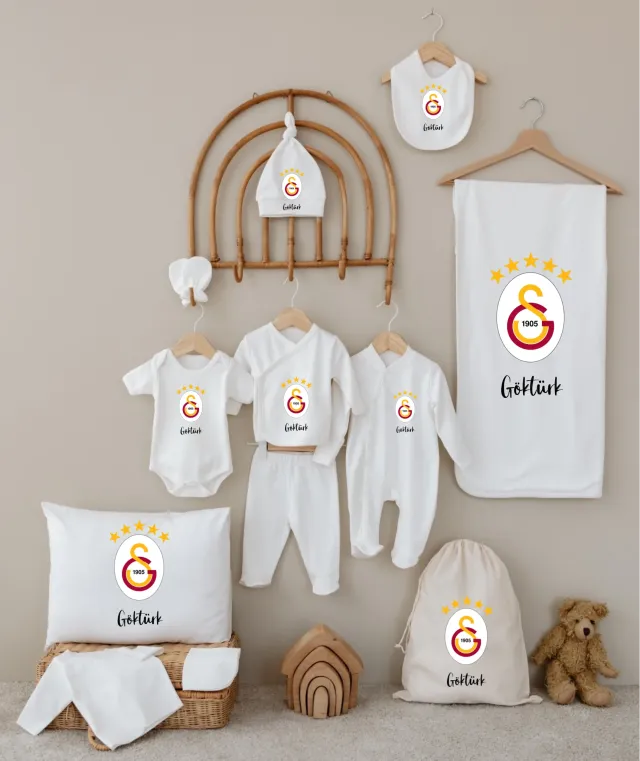 Canbaby Personalized 12-Piece Newborn Set – Football Team