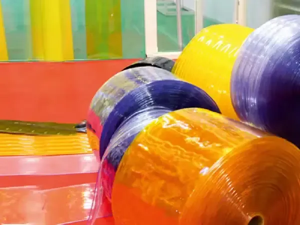 ستائر شرائح PVC لغرف التبريد