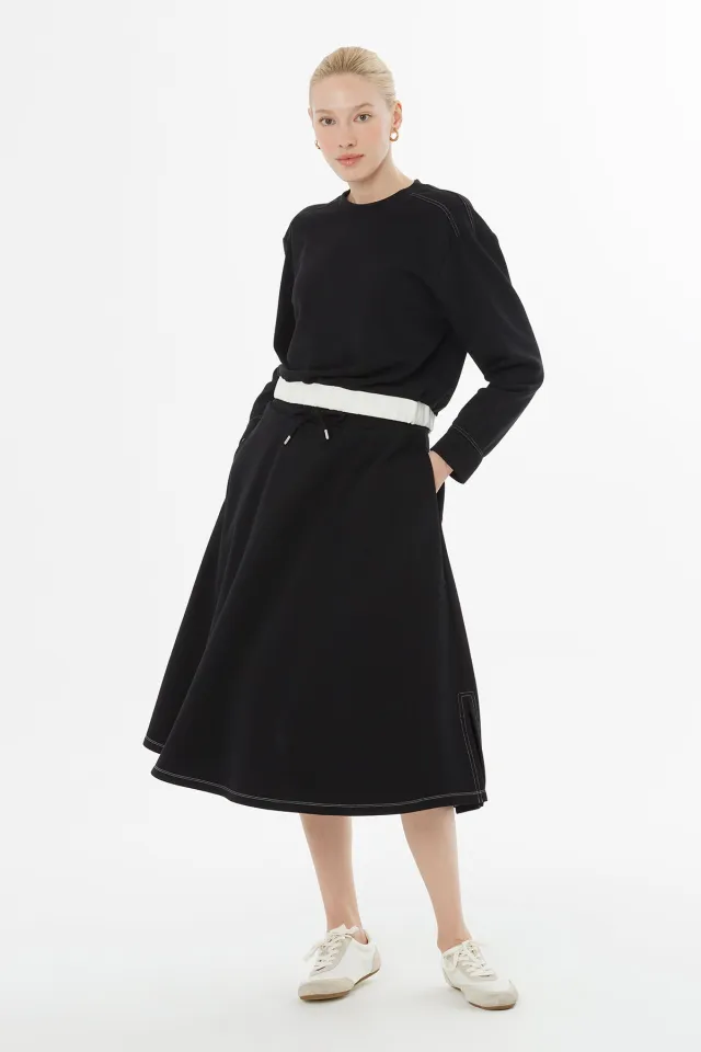 Skirt Set with Elastic Waist and Drawcord
