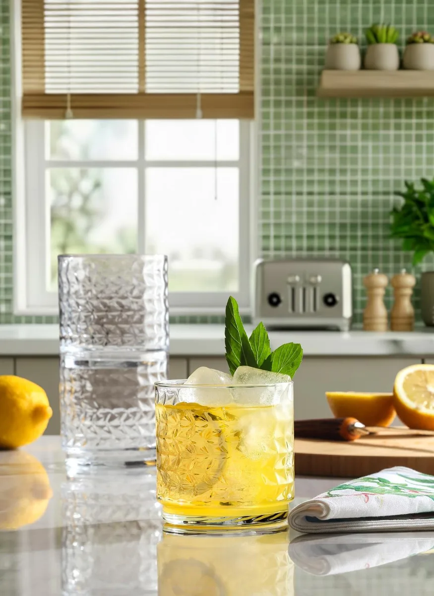 Tessa glass whisky tumbler