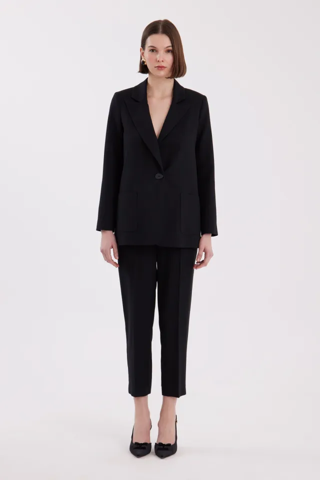 Black Set with Jacket and Carrot Trousers