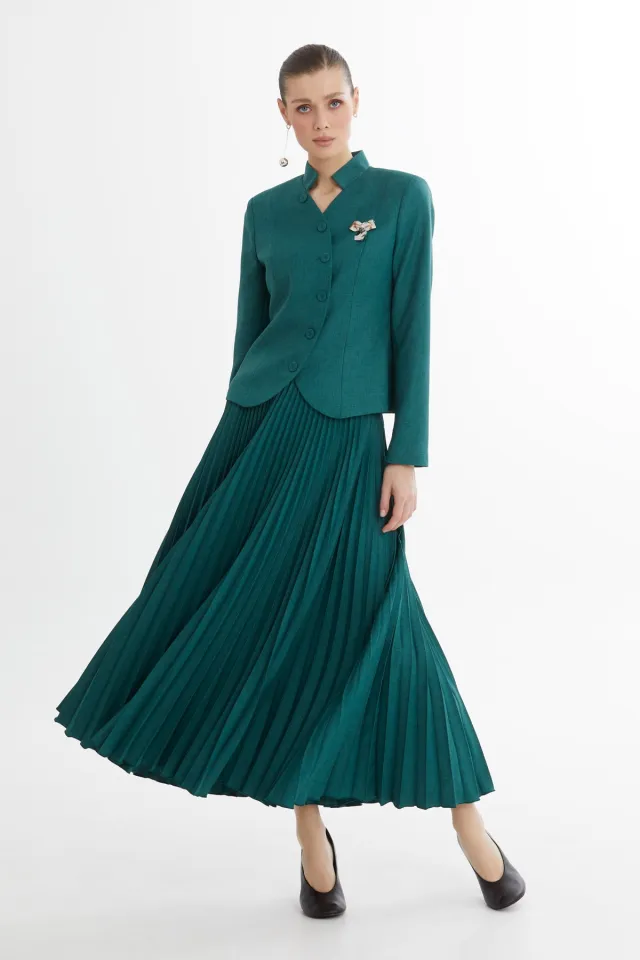 Double-Breasted Closure Jacket and Pleated Skirt Set