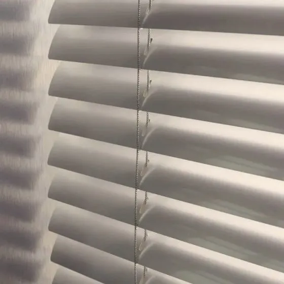 Aluminium venetian blinds