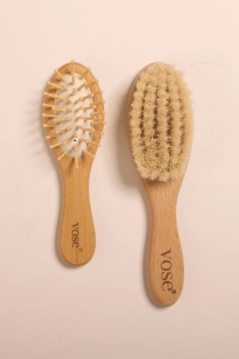 Bamboo comb and goat-hair brush set