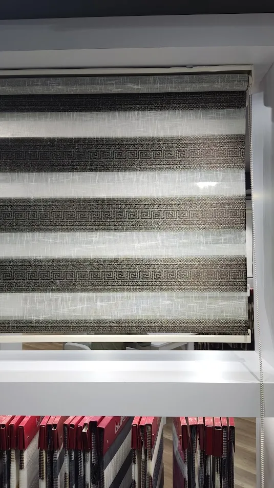 Santuk zebra (day-night) roller blind
