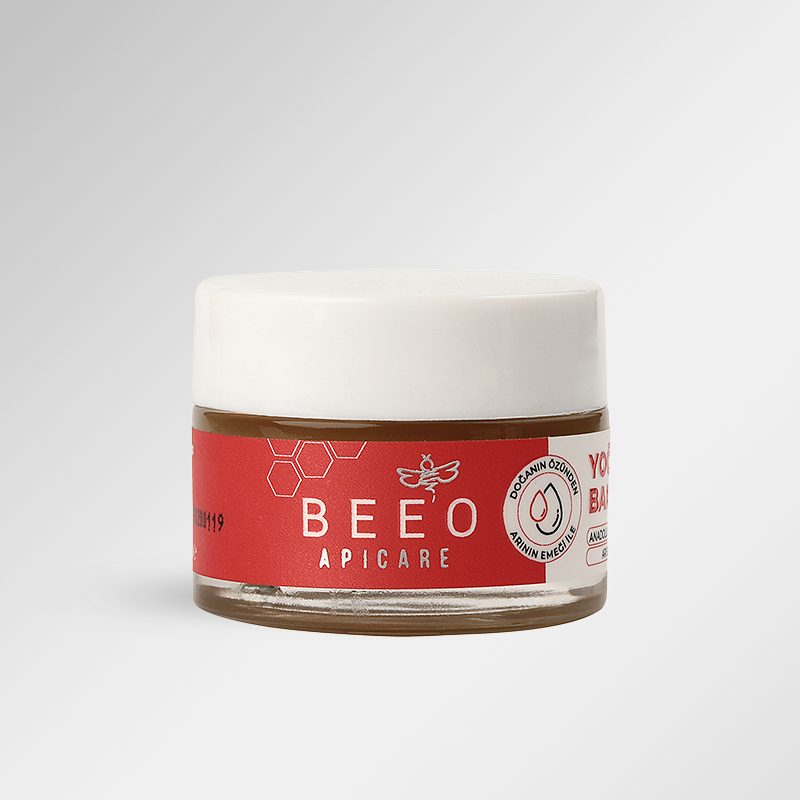 كريم العناية المكثفة العضوي SOS بالبروبوليس وغذاء الملكات والعسل من BEEO