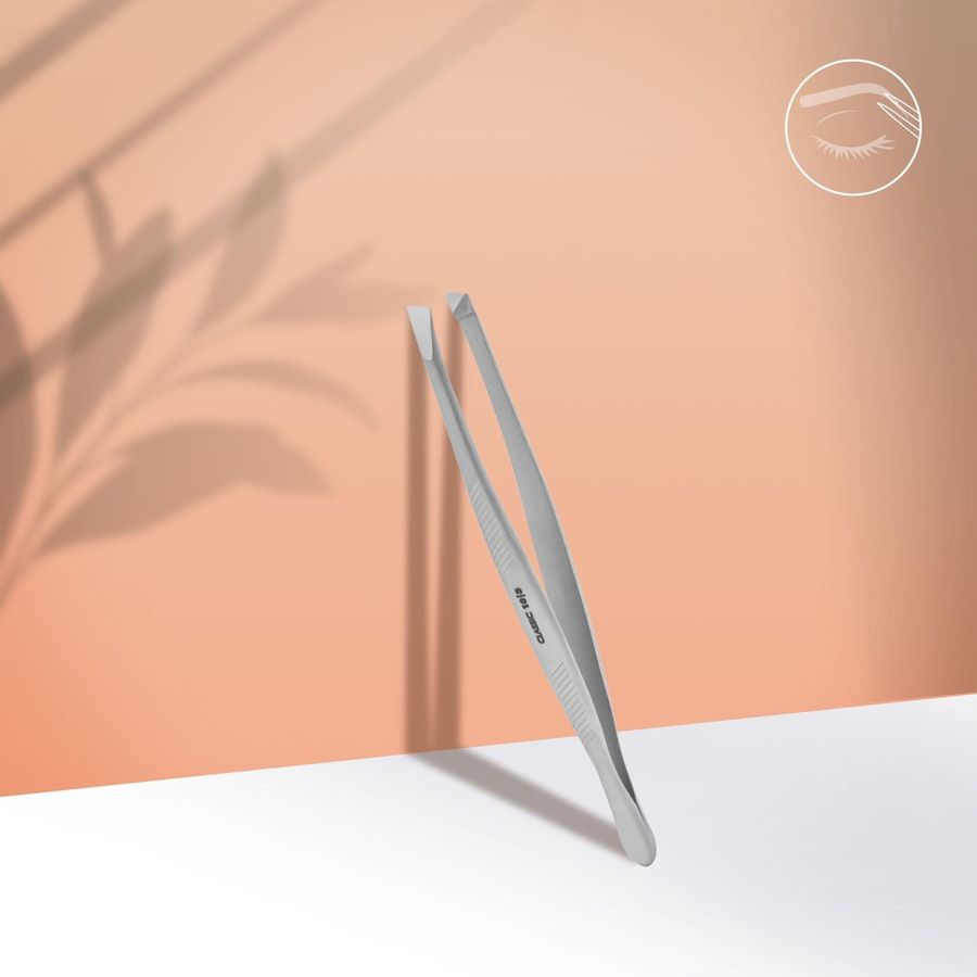 CLASSIC 10 TYPE 3 Brow Tweezers (Wide Slanted Edges)