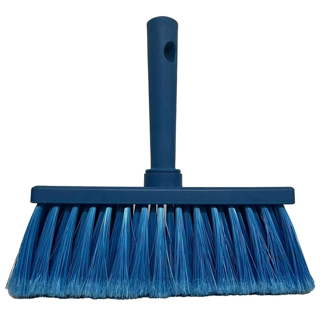 Plasterer's water sprinkling brush