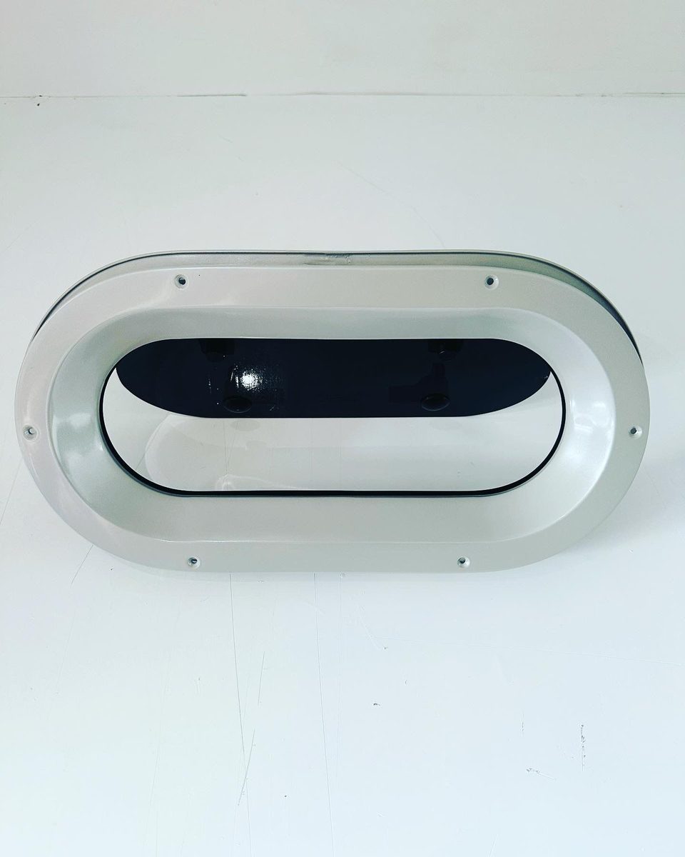 تطبيقات زجاج اليخوت