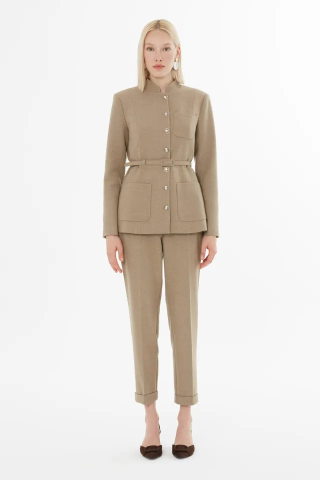 Mono-Closure Pocketed Jacket and Carrot Pants Set