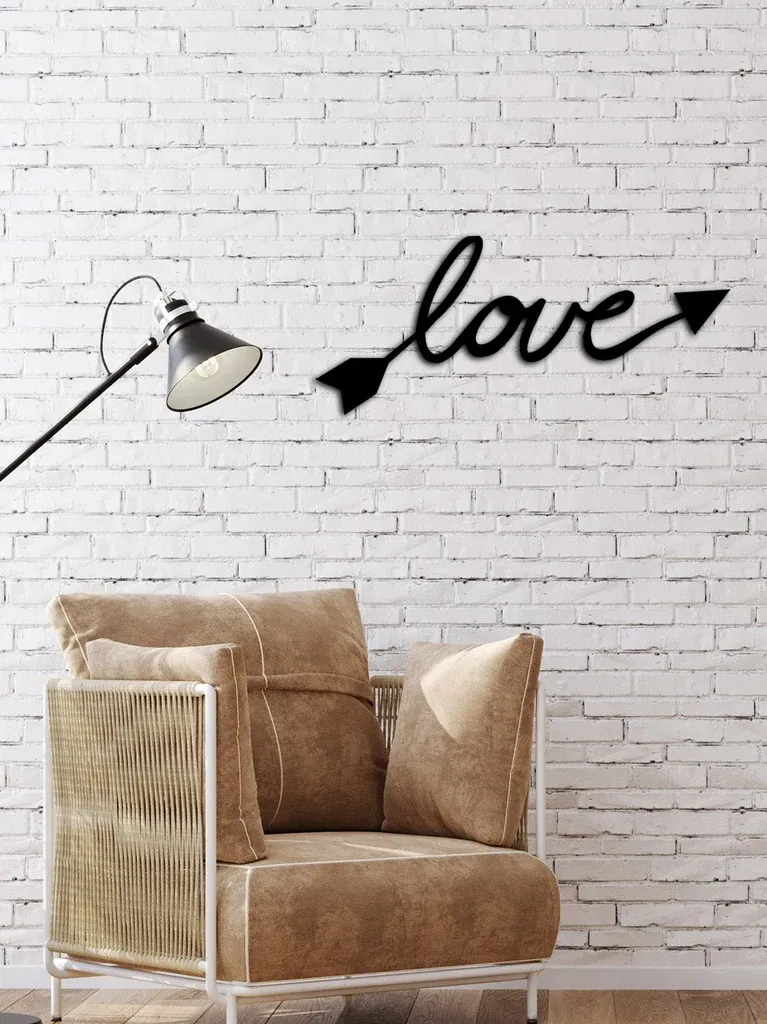 Ok Hedefli Love metal wall art