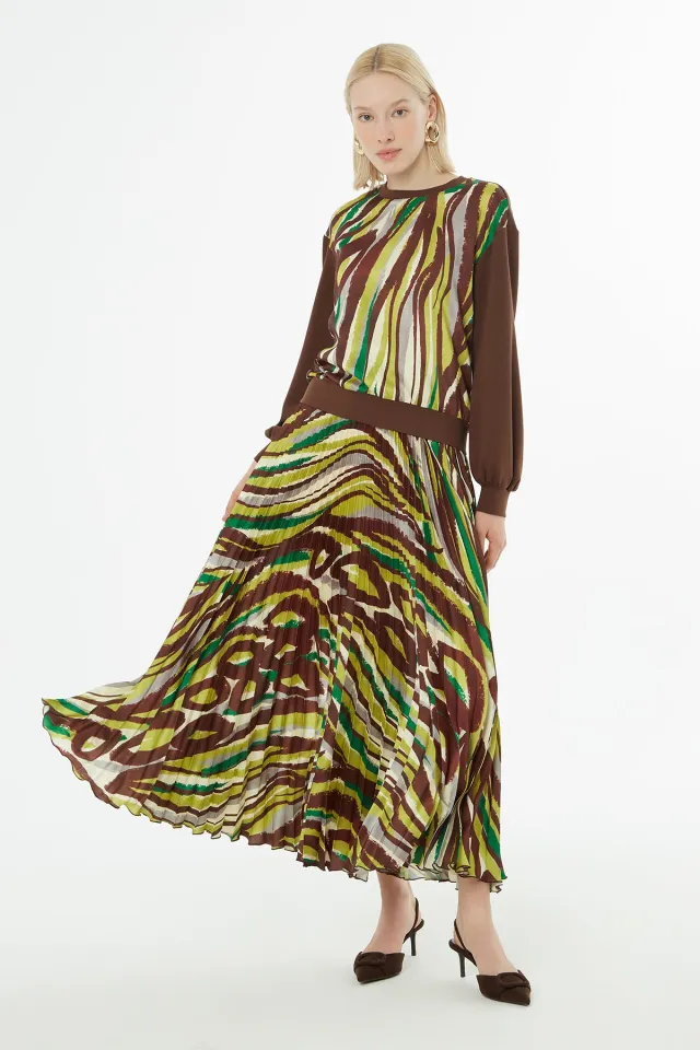 Crew-Neck Blouse and Pleated Skirt Set