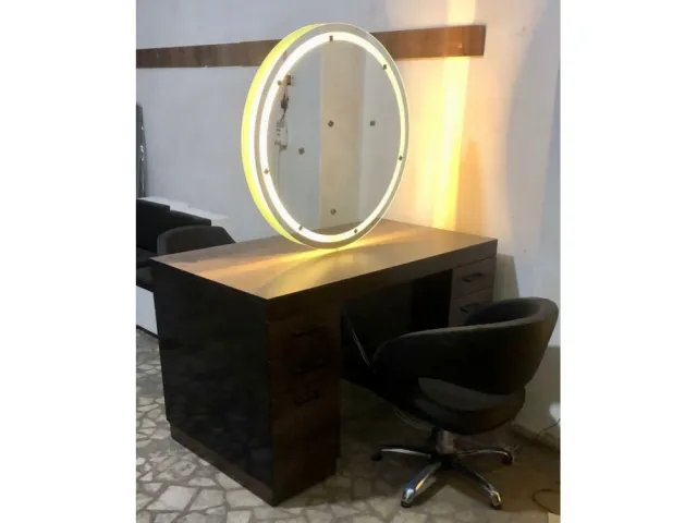 Women's Styling Station 425