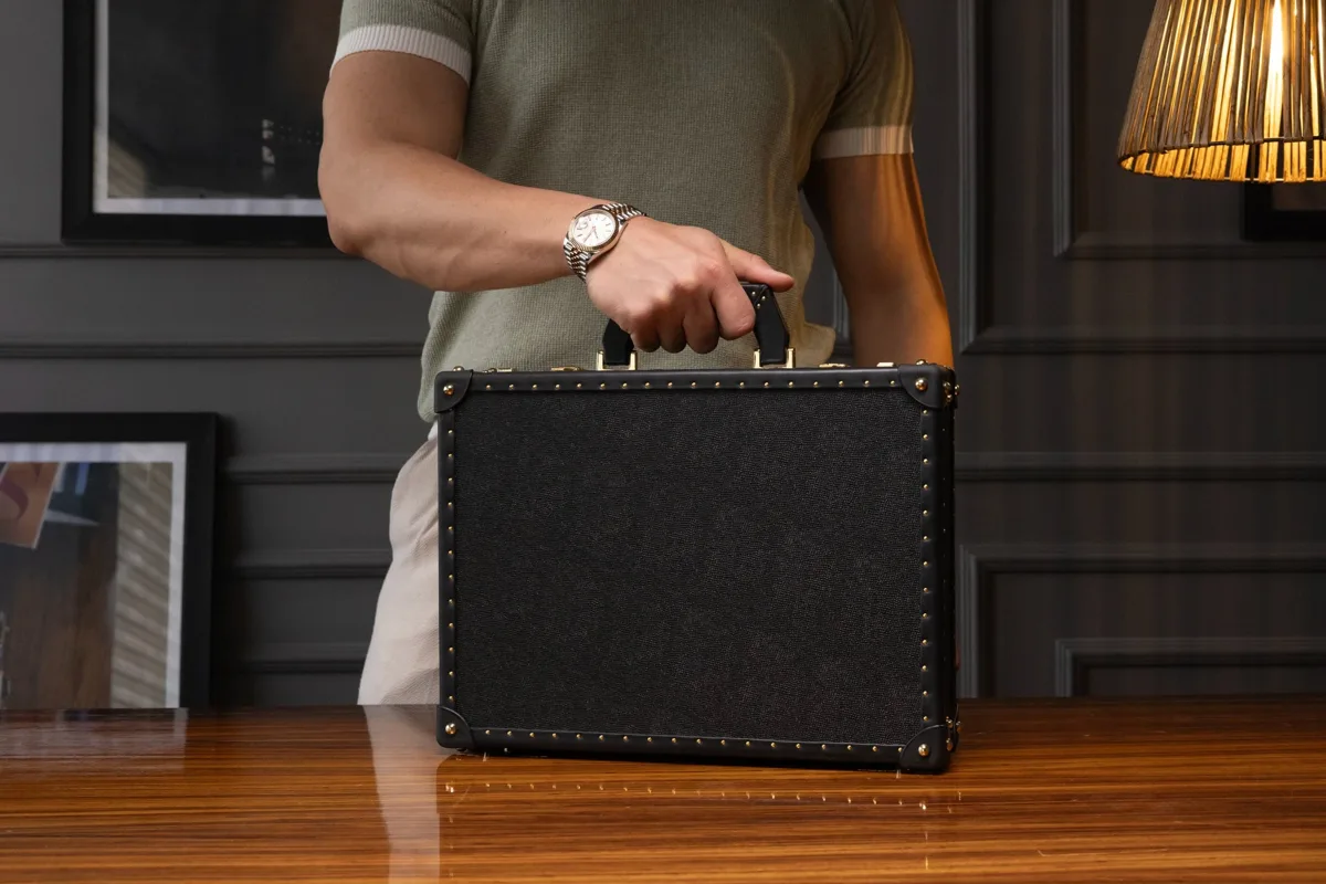 Artos leather watch case