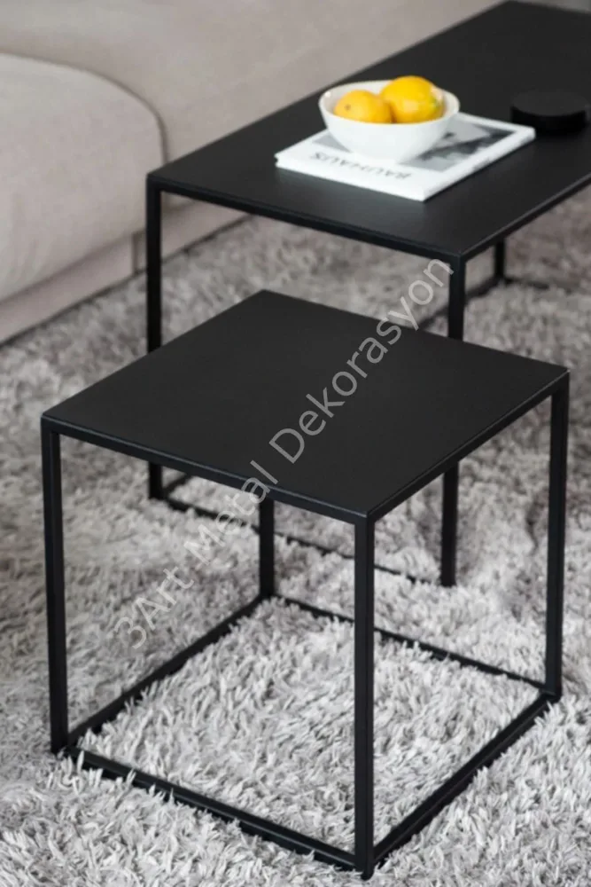 Set of 3 Decorative Metal Tables