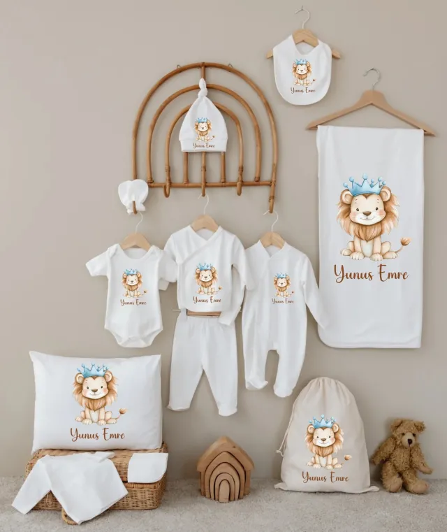 Canbaby Personalized 12-Piece Newborn Set – Lion