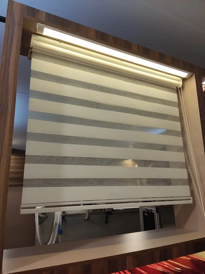 Basic zebra (day-night) roller blind