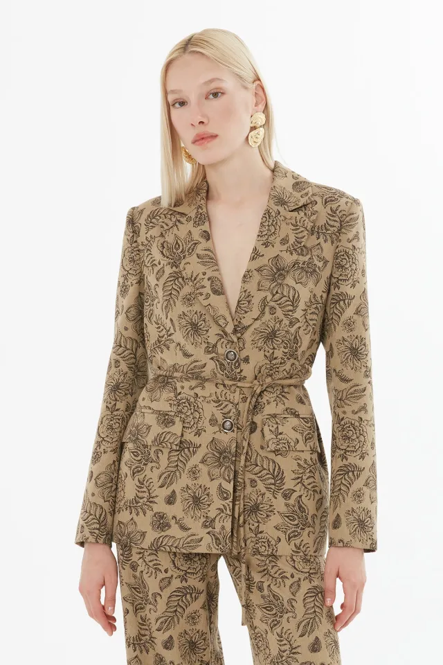 Patterned Jacket and Pleated Trousers Set with Tie