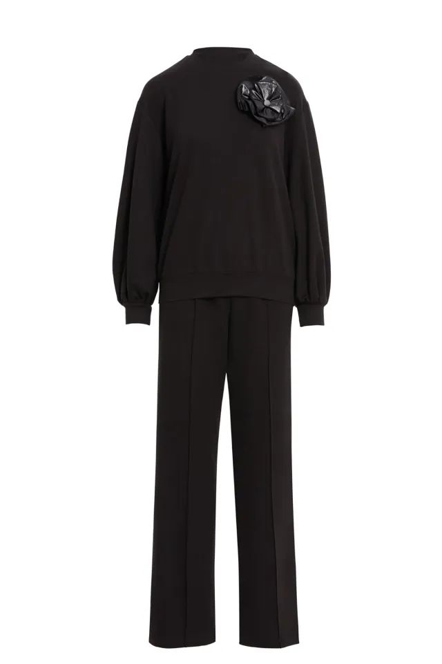 Trousers and T-Shirt Set with Gathered Sleeves and Brooch Detail