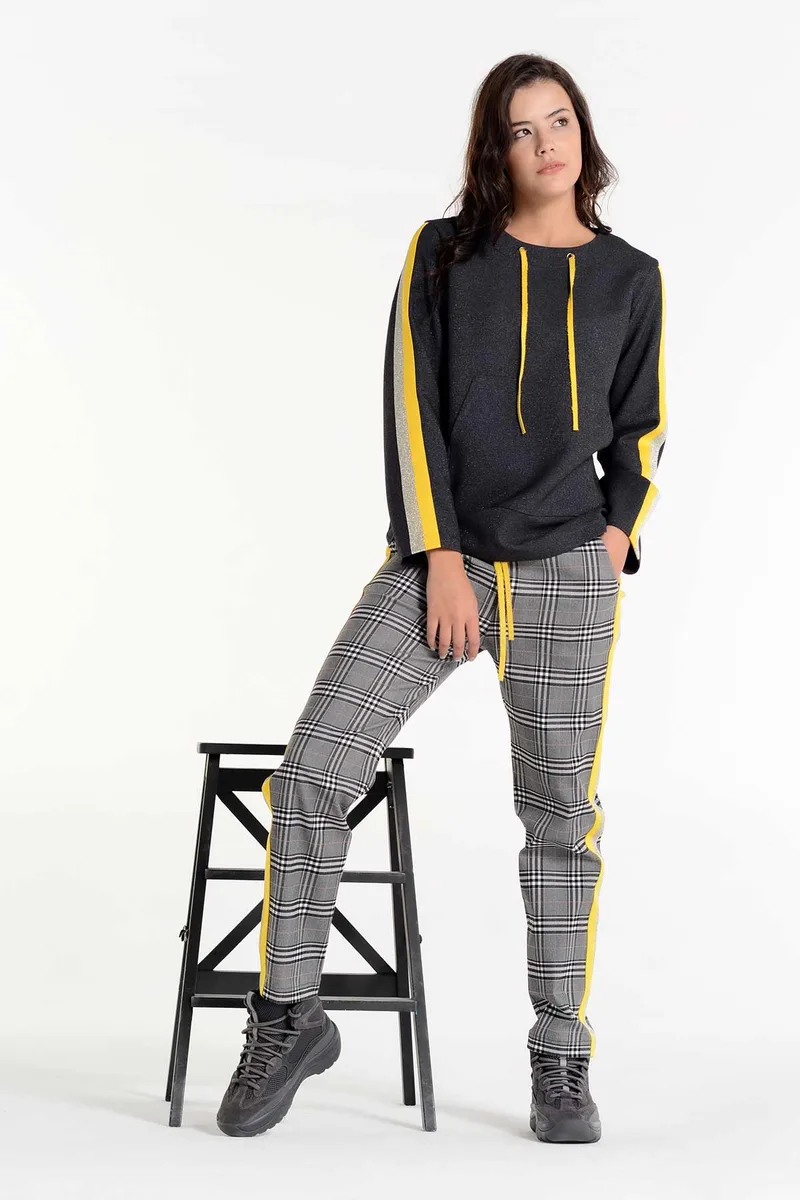Avidita two-piece set model ST093