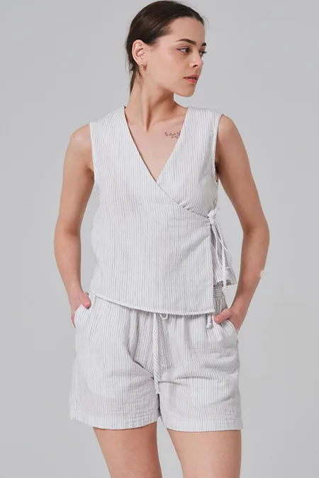 Pinaldi wrap blouse and shorts set (model K7)
