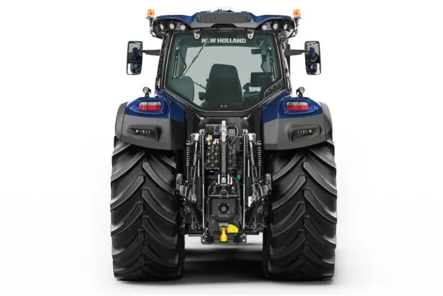 Tractor T7