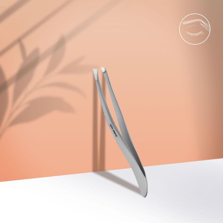 CLASSIC 13 TYPE 3 Brow Tweezers (Wide Slanted Edges)