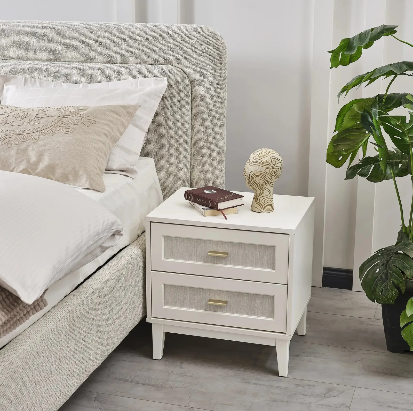 Nightstand Roma