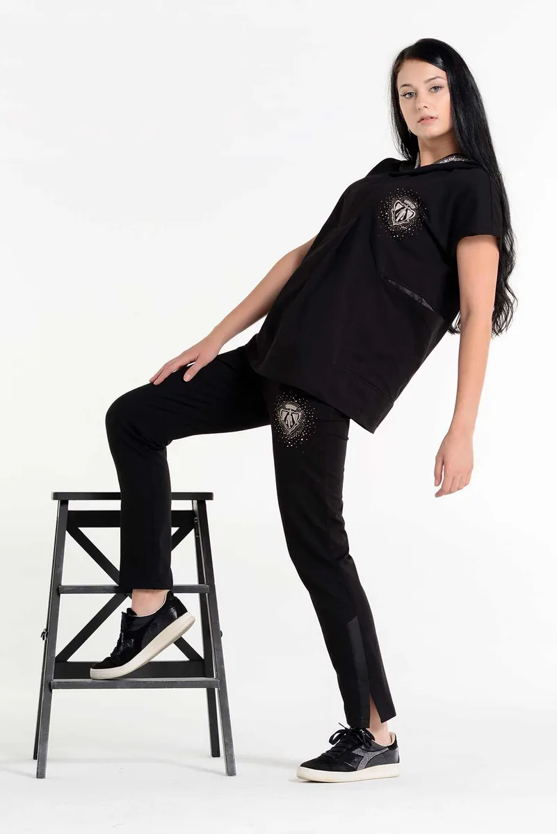 Avidita two-piece set model ST087