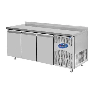 CSA Three-Door Salad Preparation Refrigerator without Well, 430