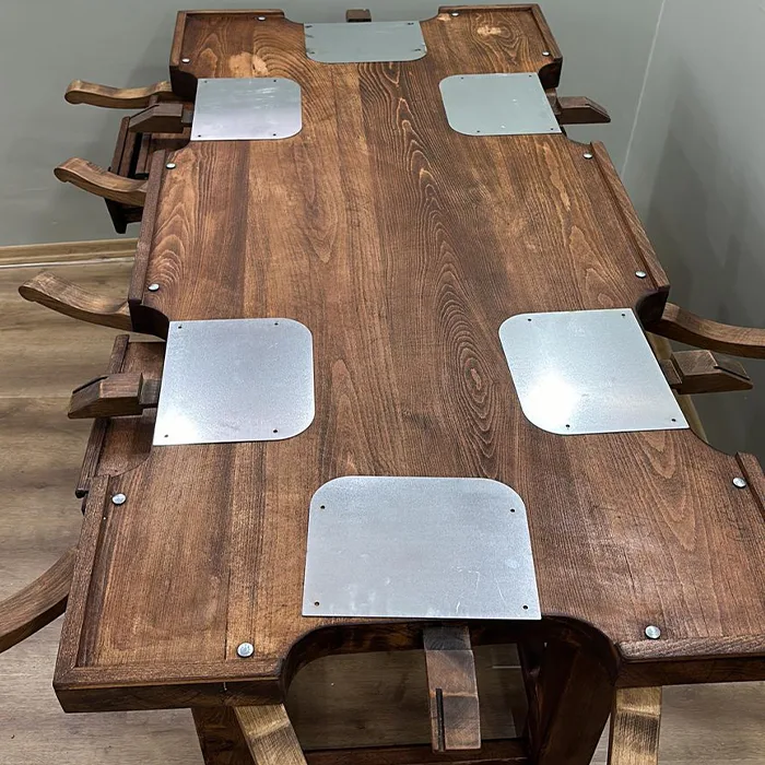 Six-person jeweler’s workbench